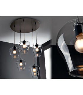 ILLUMINANDO PAGODA  ILLUMINANDO PAGODA