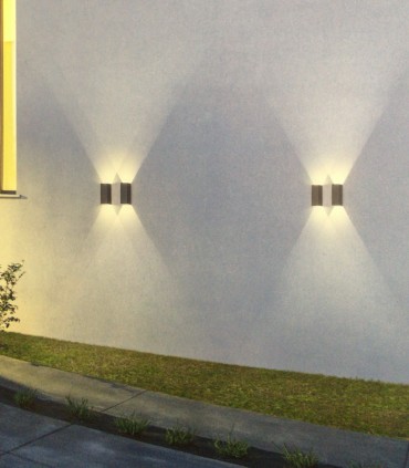 OUTDOOR WALL LAMP REDO TAV