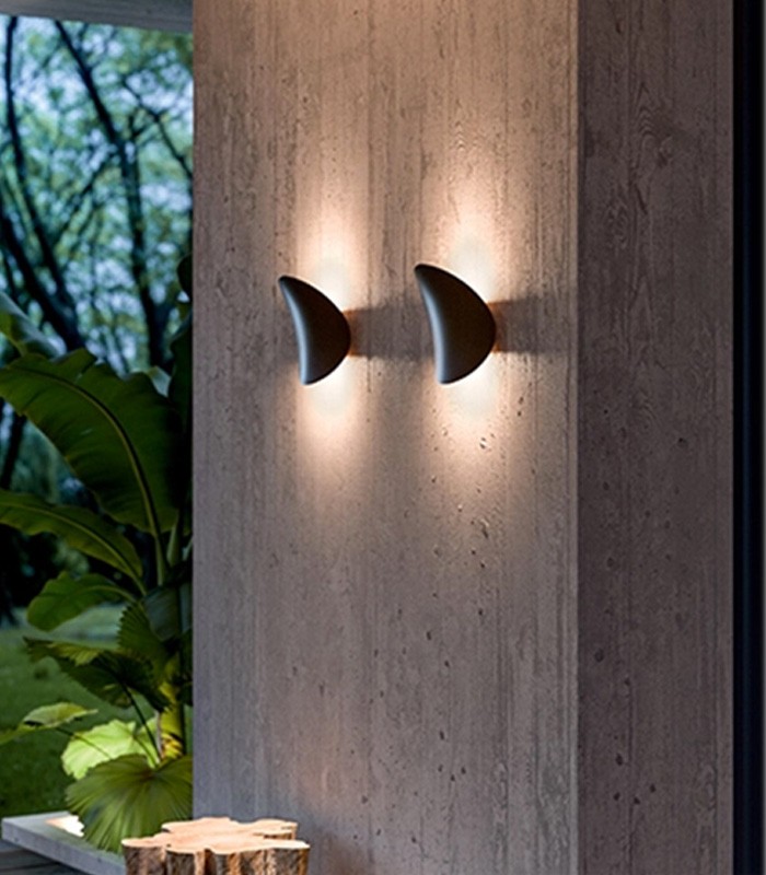 LAMPADA DA PARETE LINEA LIGHT ALBA